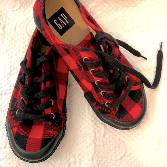 GAP Red Black Plaid Low Top Lace Sneakers Childs 3🧑🎄 - Picture 2 of 13